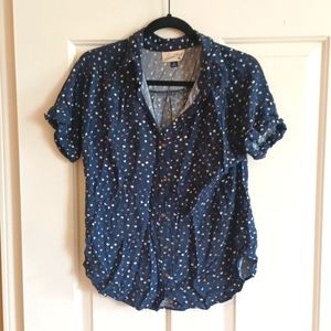 Universal Thread floral tee